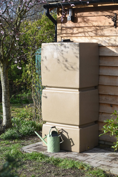 825 litre sandstone water butt